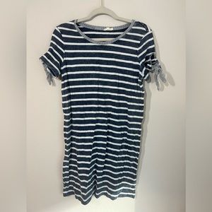 Woman’s dress open hole tie side sleeves stripped small Jane and Delancey